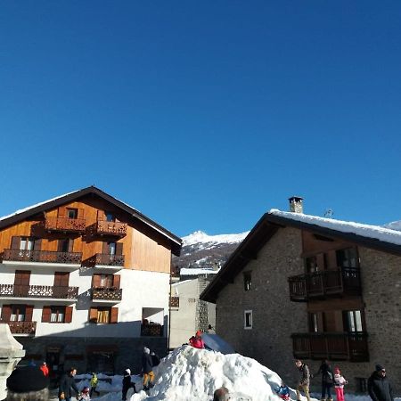Deacons Lodge Bardonecchia Exterior photo