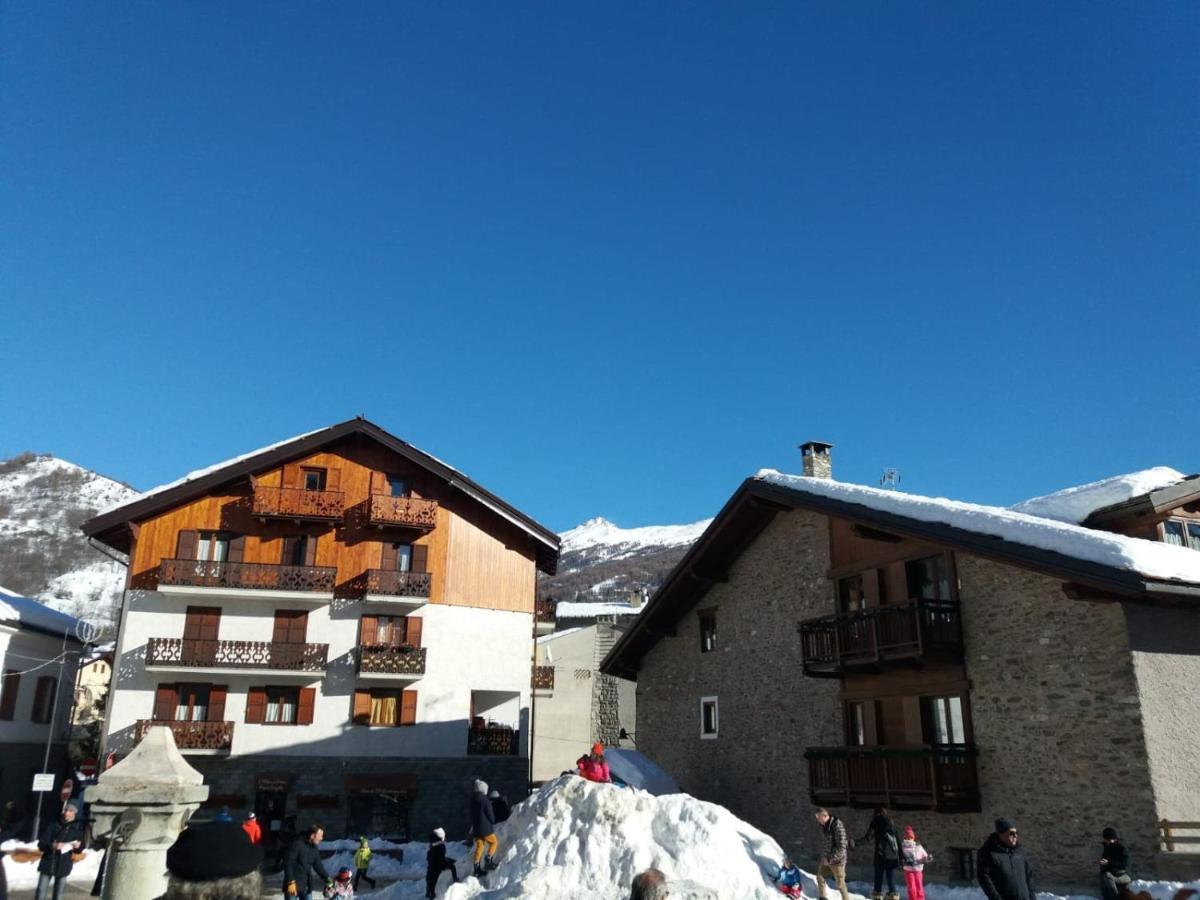 Deacons Lodge Bardonecchia Exterior photo